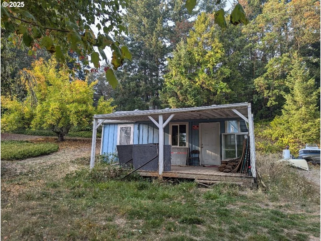 Photo of 48391 ROBERTS RD