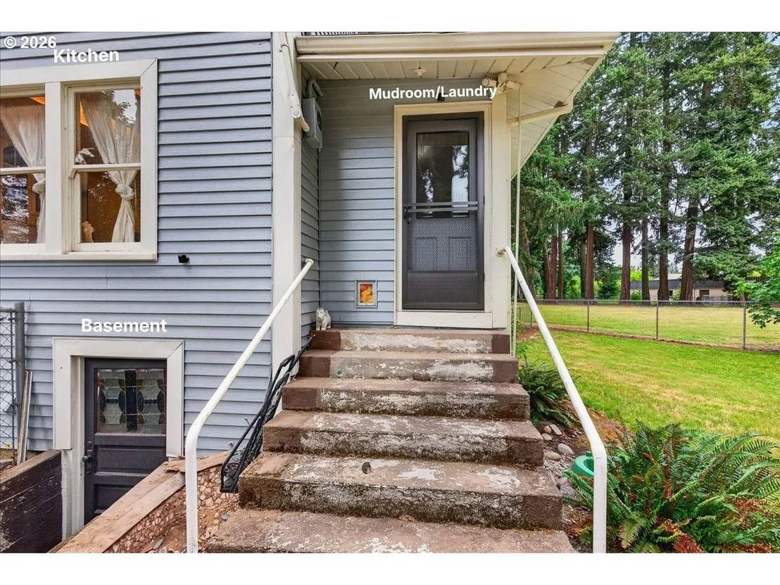 Photo of 935 SPRINGHILL DR