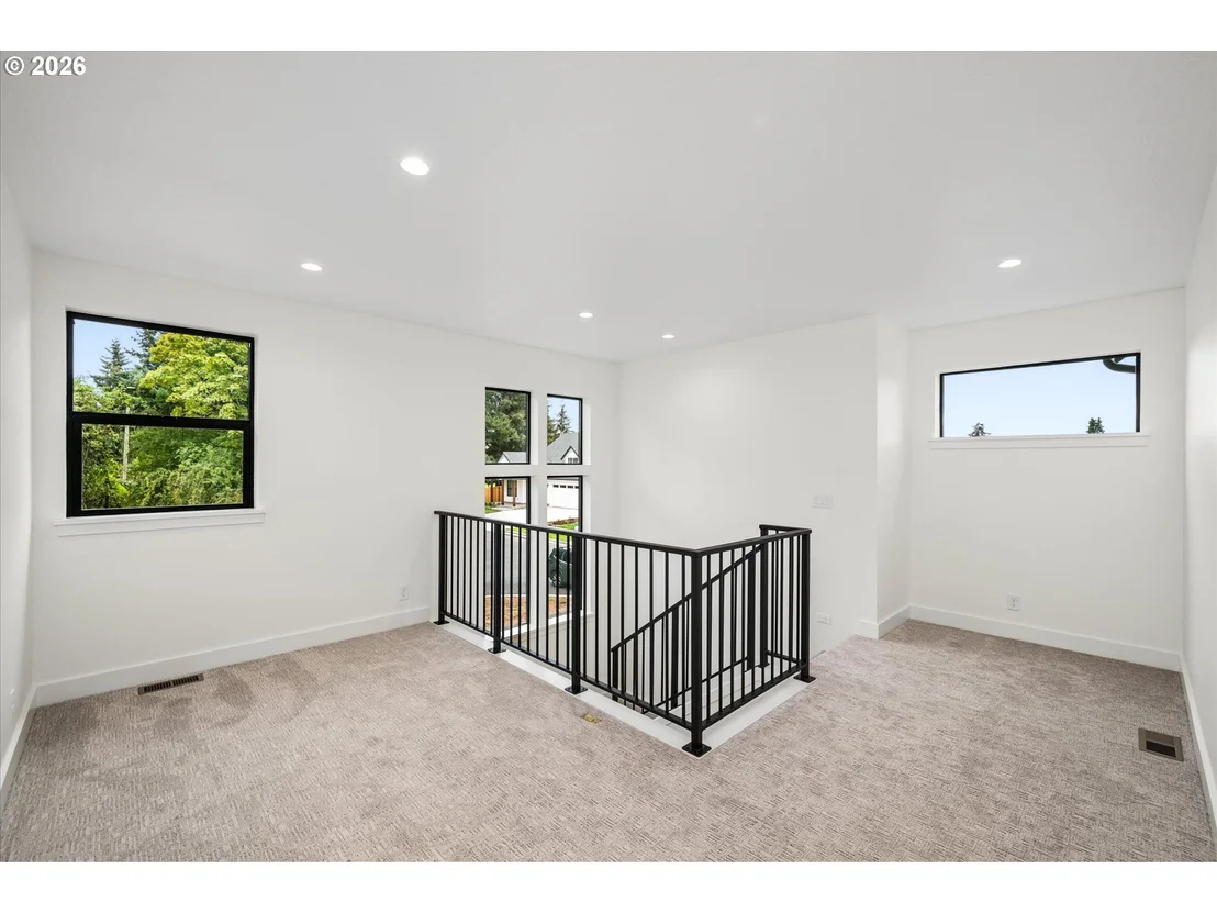Photo of 89 CHURCHVIEW DR