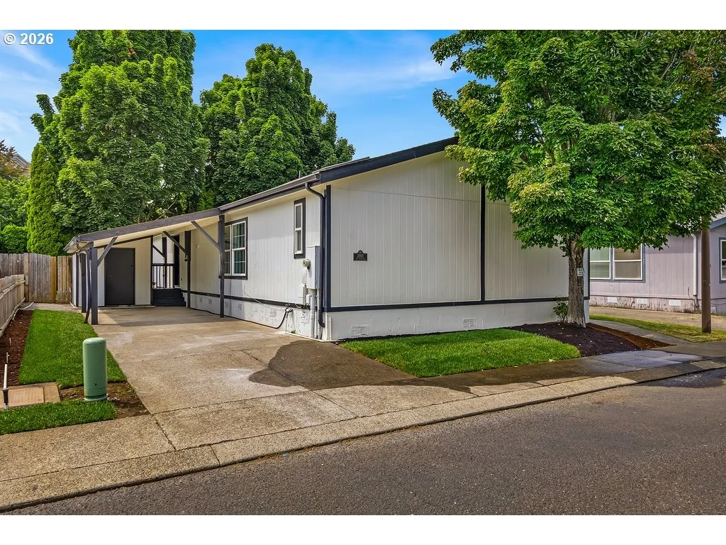 Photo of 2965 NE 206TH PL