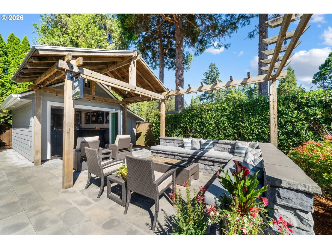 Photo of 673 SHORELINE WAY