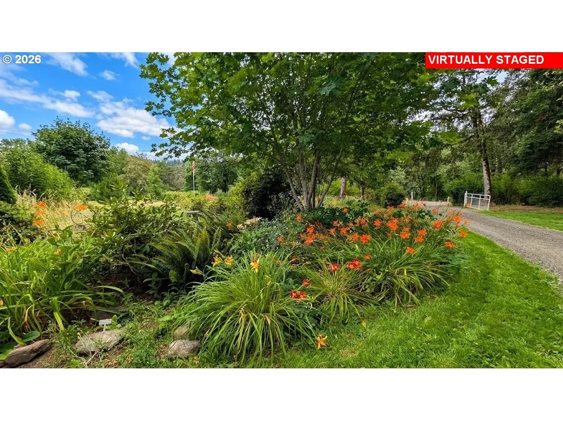 Photo of 36991 ROW RIVER RD