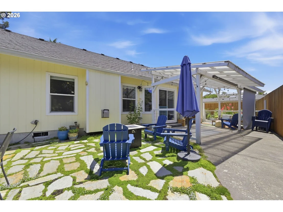 Photo of 2910 RIVER RD