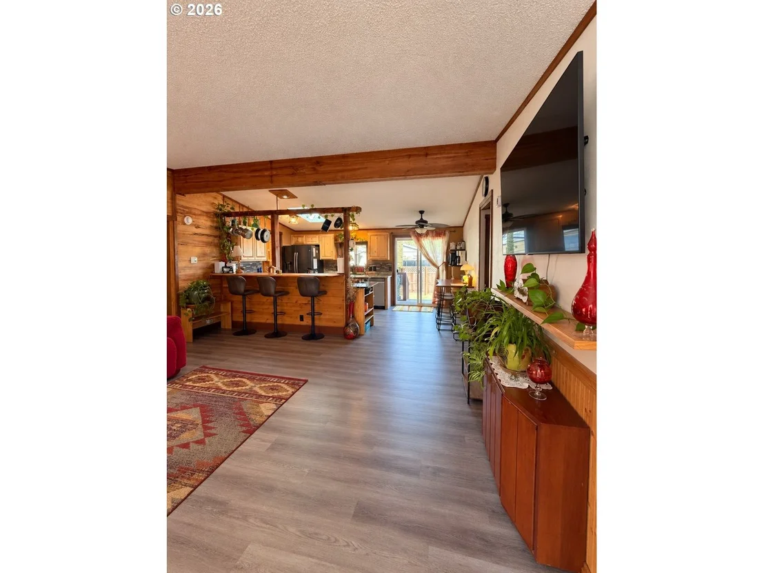Photo of 450 TIARA ST