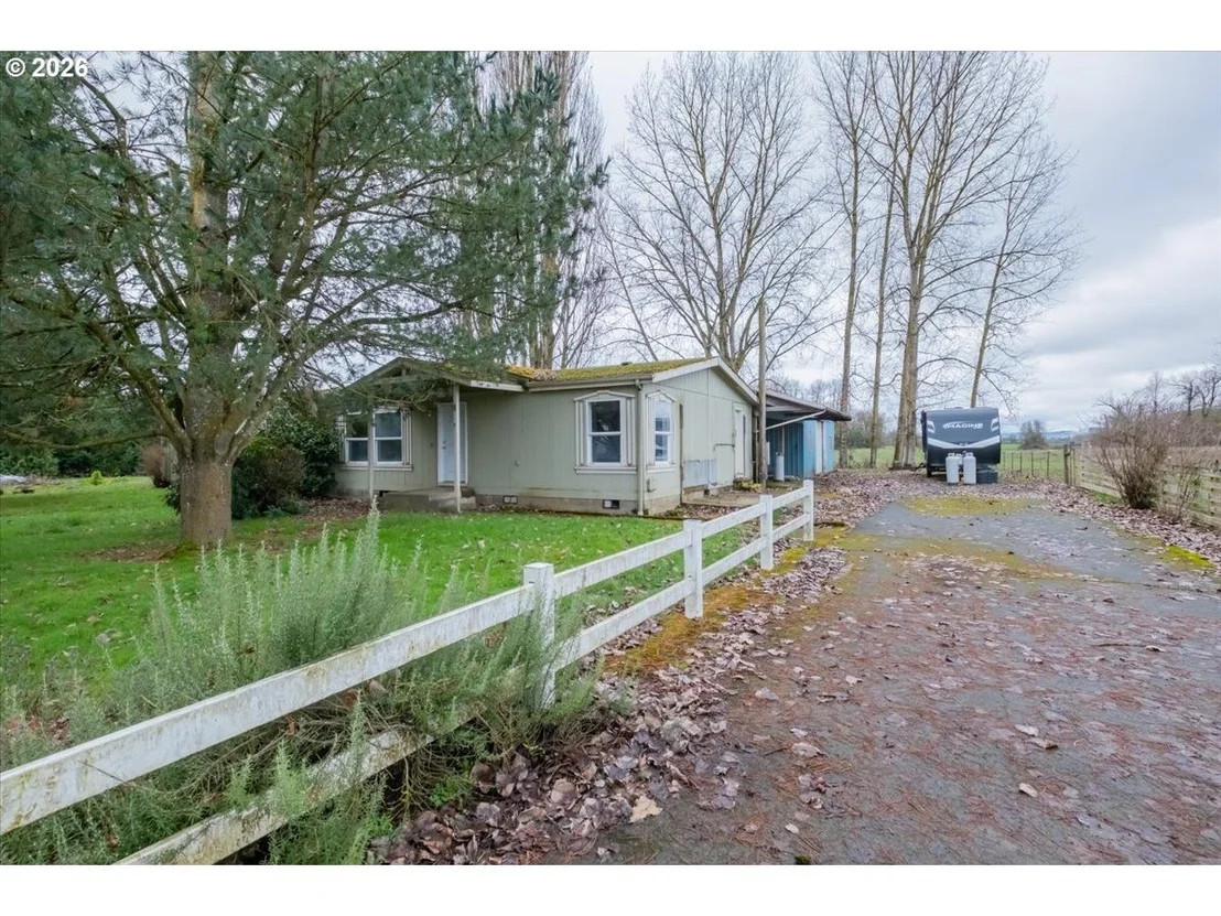 Photo of 23301 SW (23220) MCKIBBEN RD