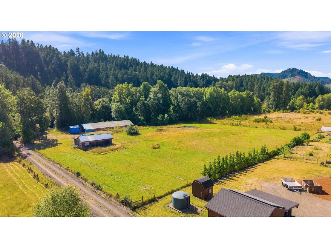 Photo of 38497 WENDLING RD
