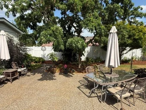 Photo of 2490 BLUE BOY LN