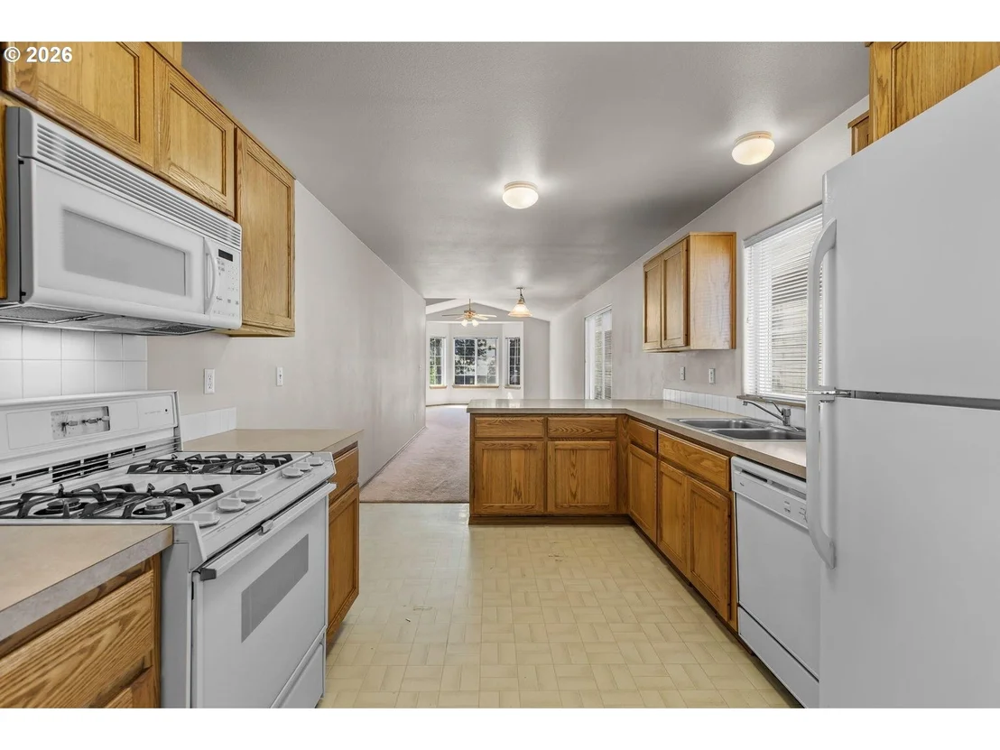 Photo of 1608 NW ELGIN AVE