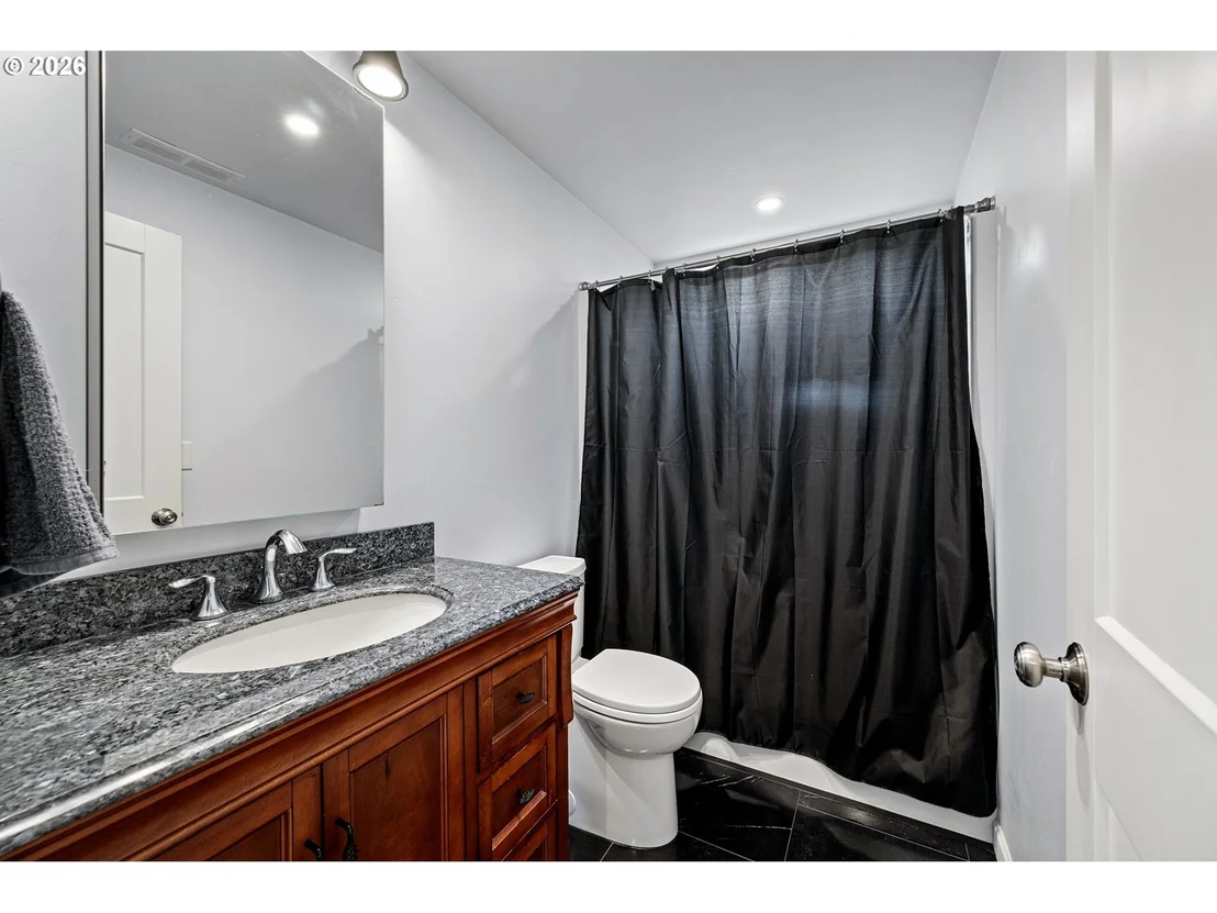 Photo of 1101 CEDAR CT