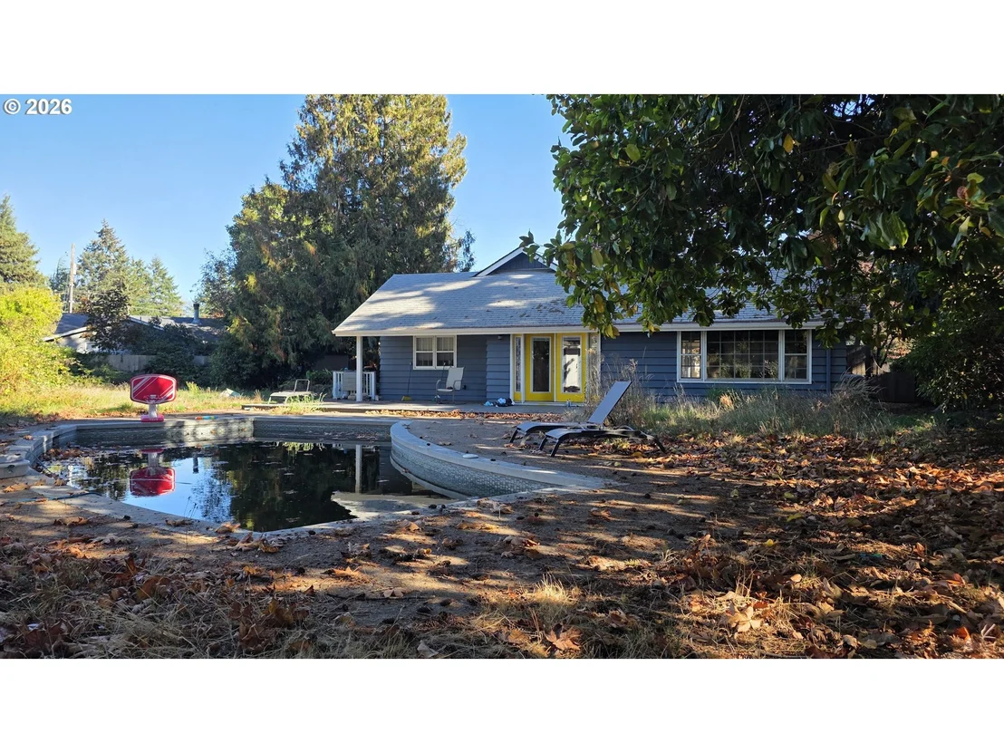 Photo of 551 SHIRE CT