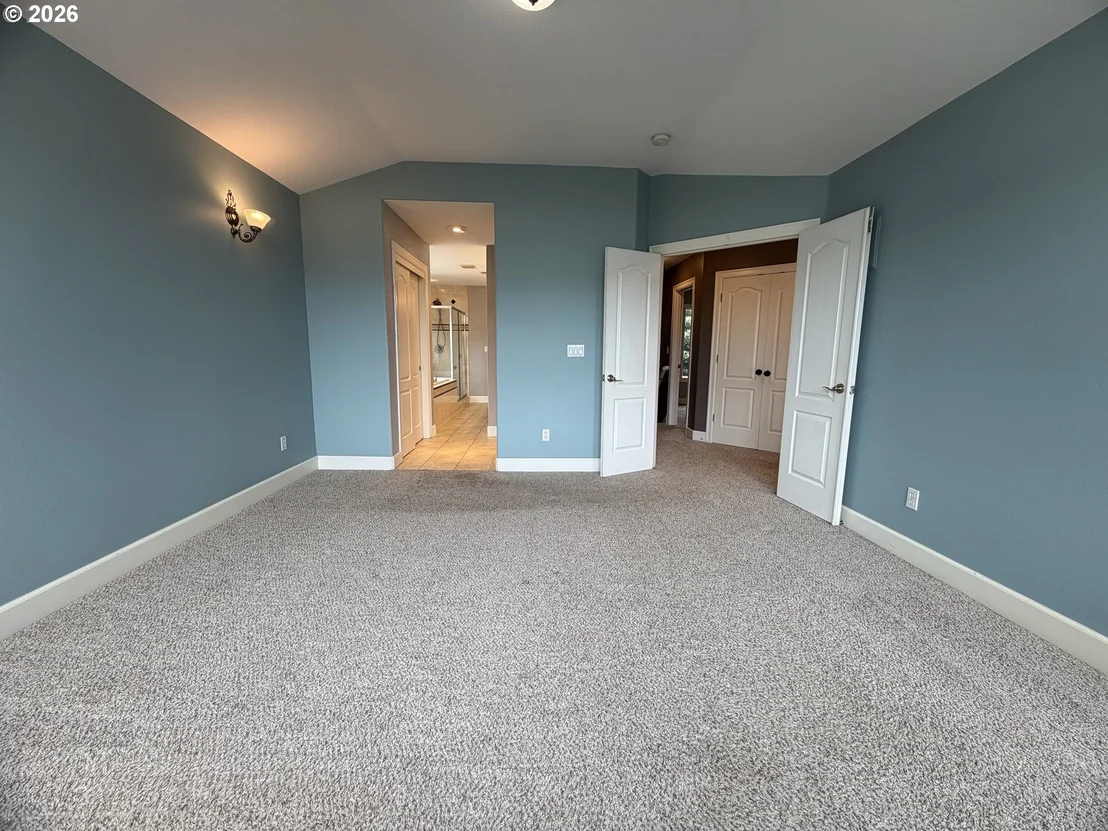 Photo of 14210 SE ROLLING MEADOWS DR
