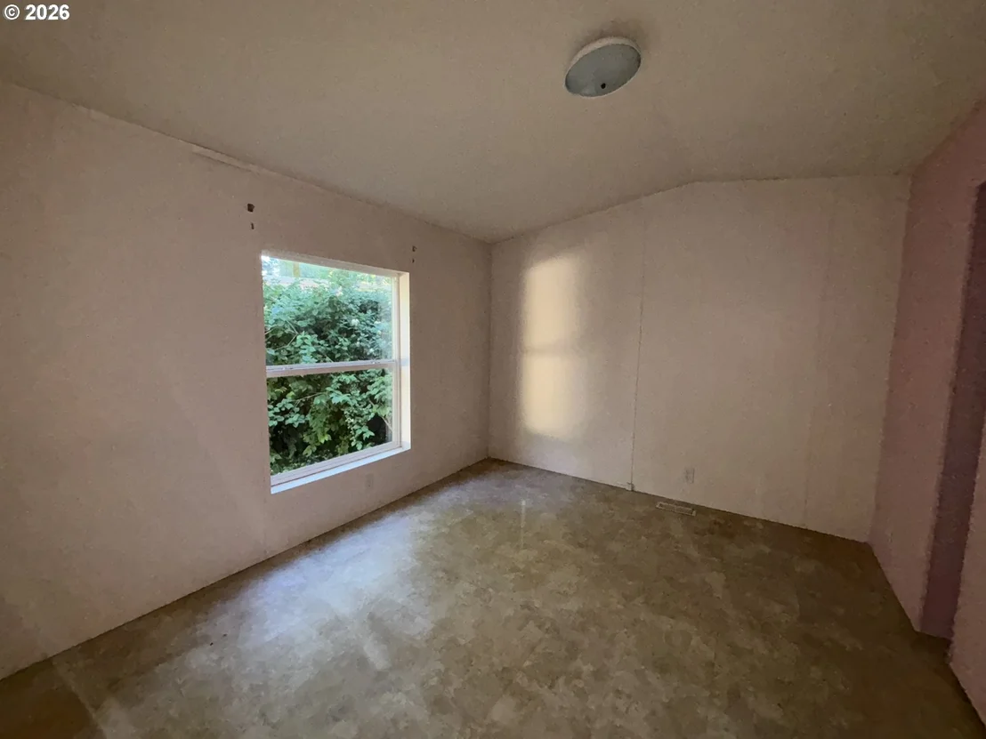 Photo of 64 OUTER DR