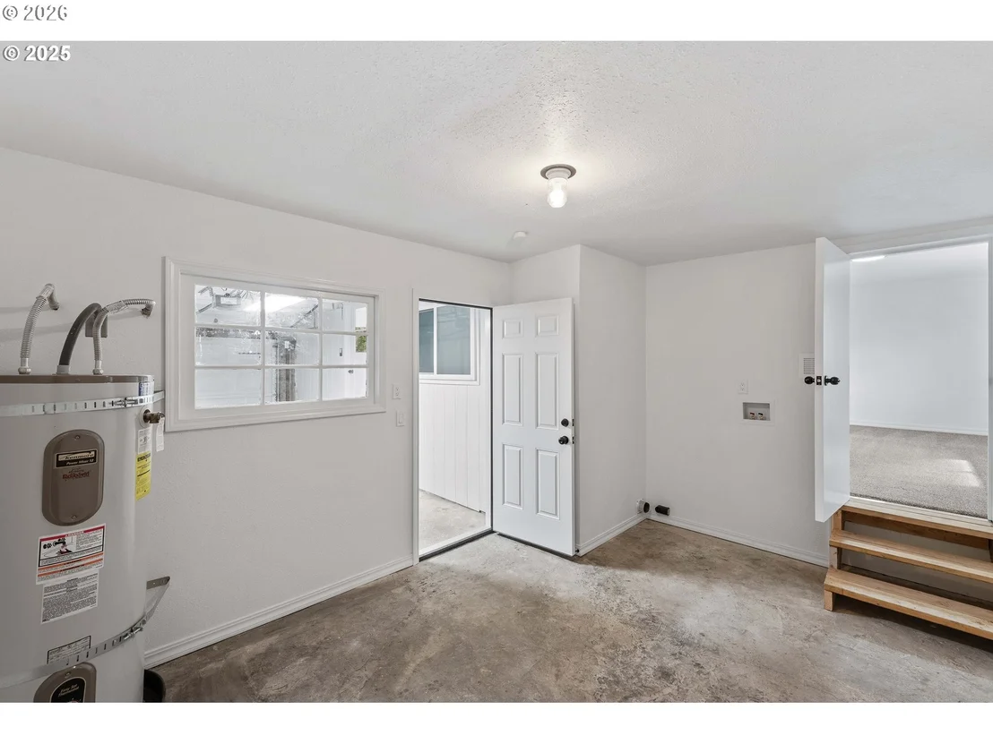 Photo of 165 N 15TH ST