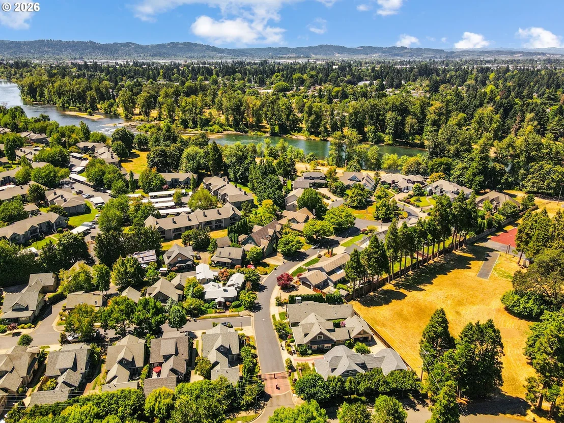Photo of 673 SHORELINE WAY