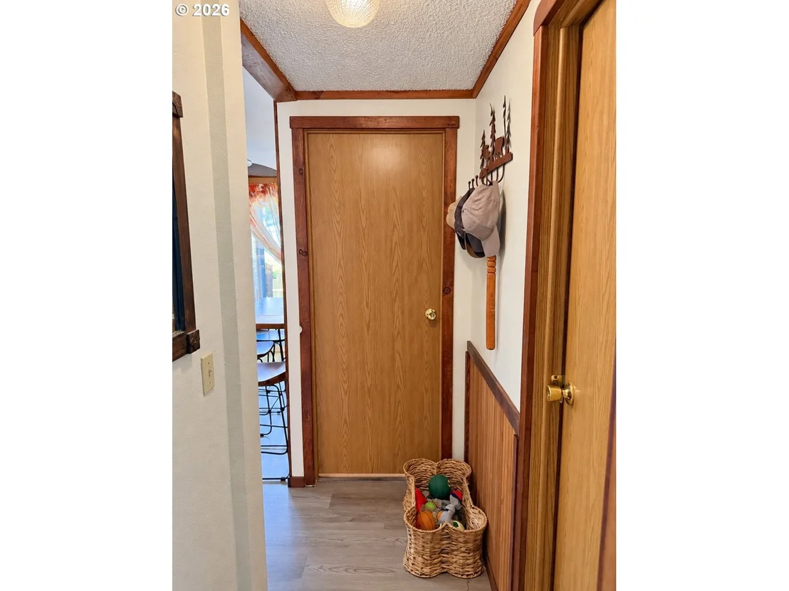 Photo of 450 TIARA ST