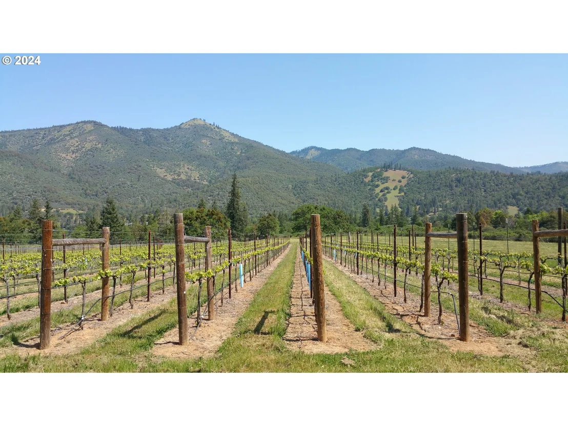 Photo of 11777 Highway 238