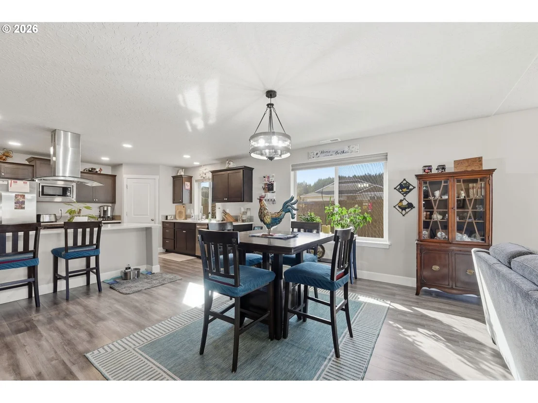 Photo of 975 ALDRICH WAY