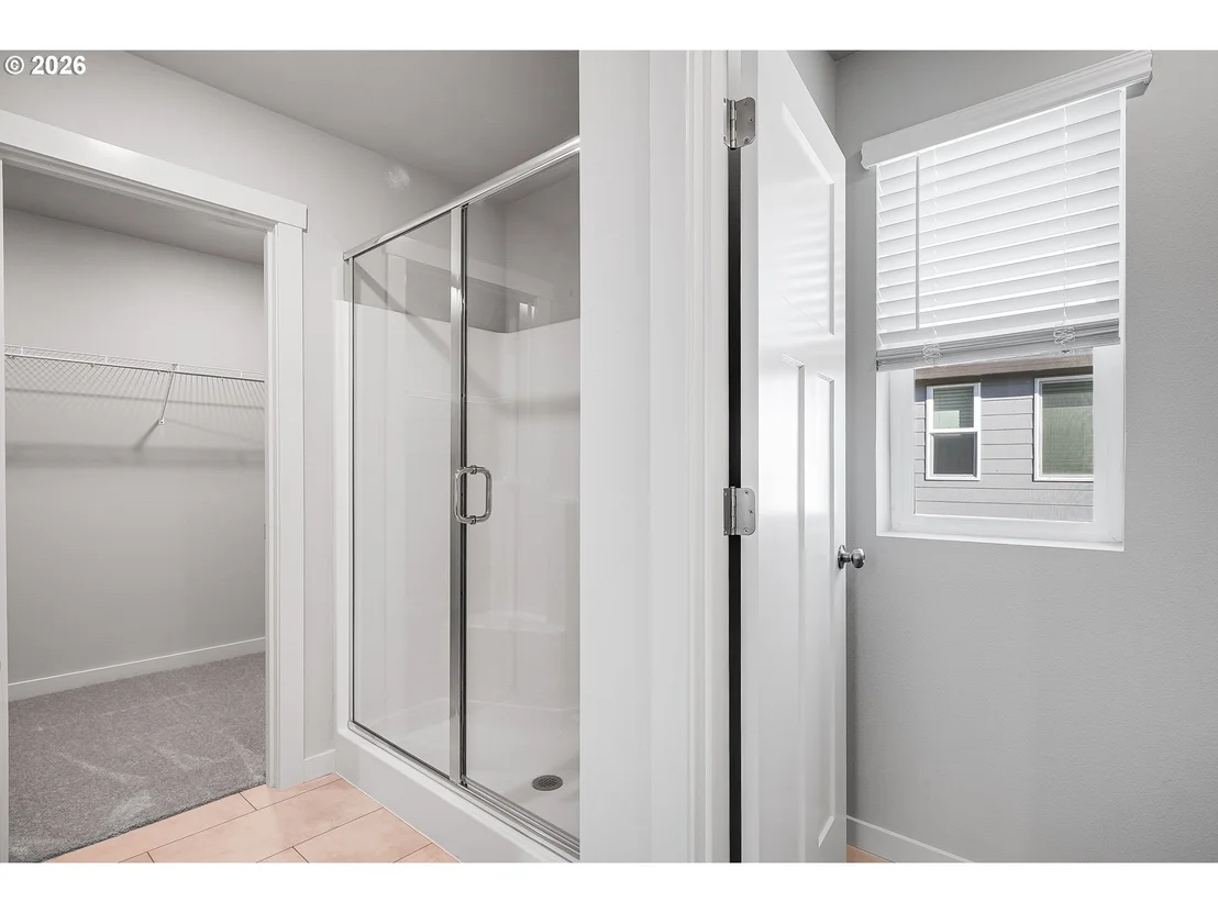 Photo of 955 Legacy ST