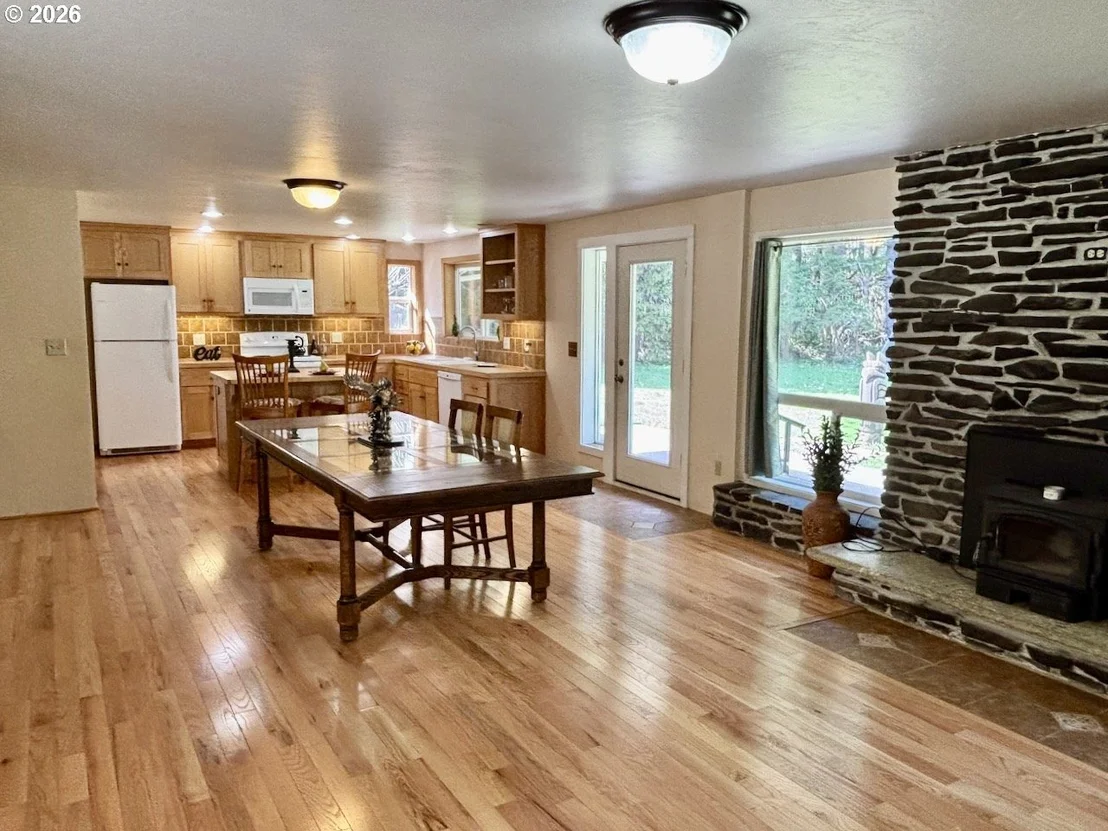 Photo of 55433 MCKENZIE HWY