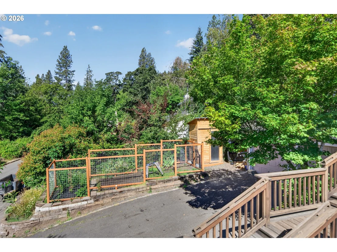 Photo of 207 W 52ND AVE