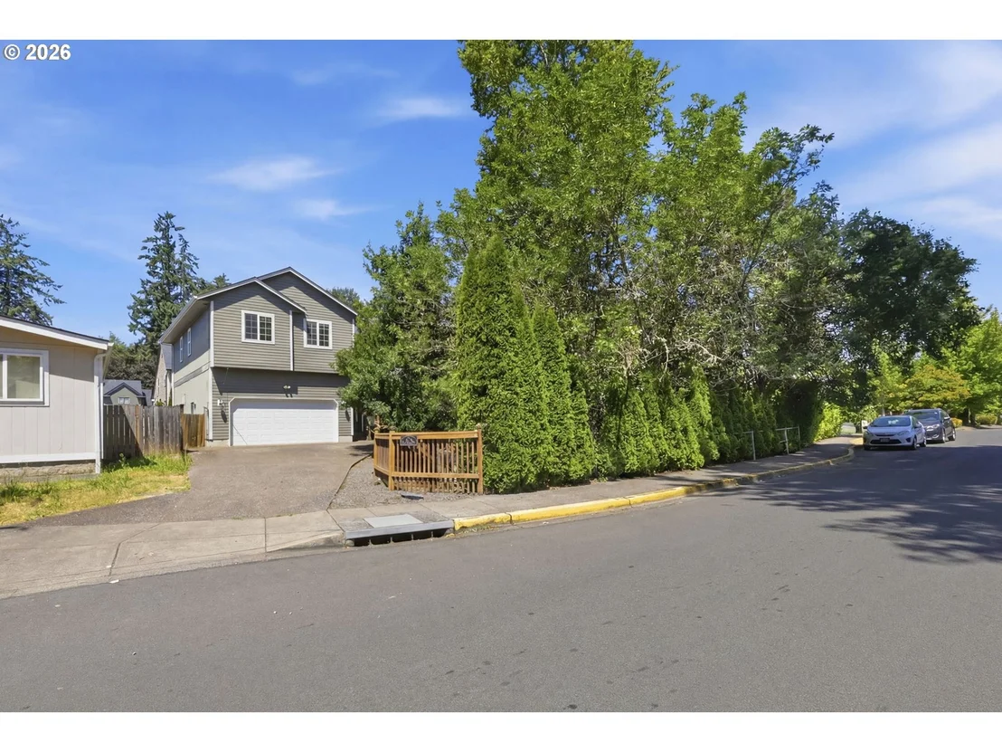 Photo of 4398 SPRING MEADOW AVE