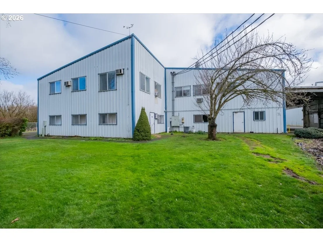 Photo of 23301 SW (23220) MCKIBBEN RD