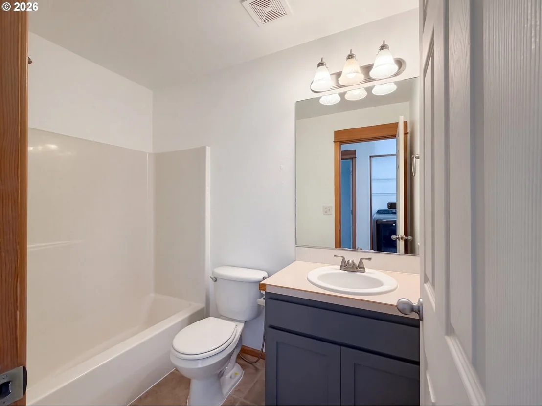 Photo of 3344 OAKCREST DR
