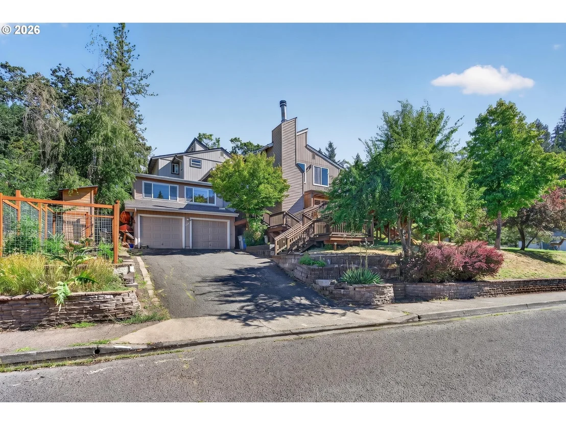 Photo of 207 W 52ND AVE