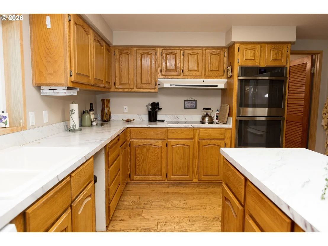 Photo of 327 SOUTHRIDGE DR
