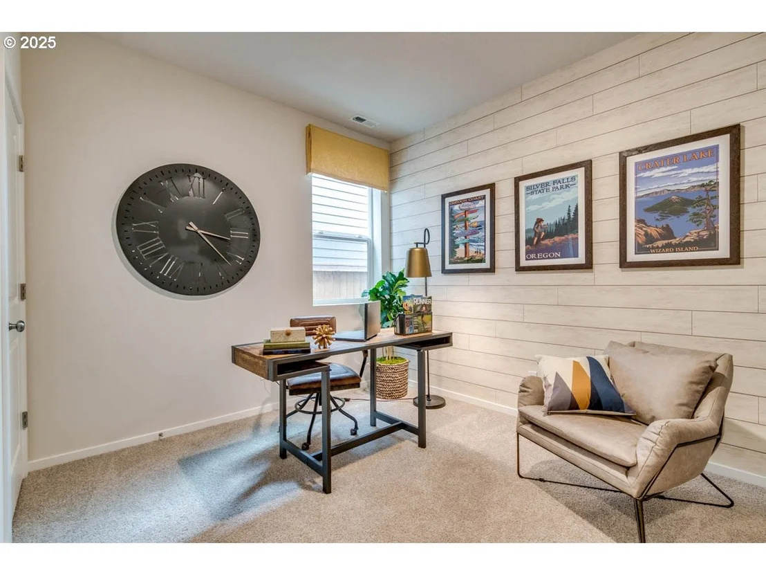 Photo of 431 Pietro ST NE