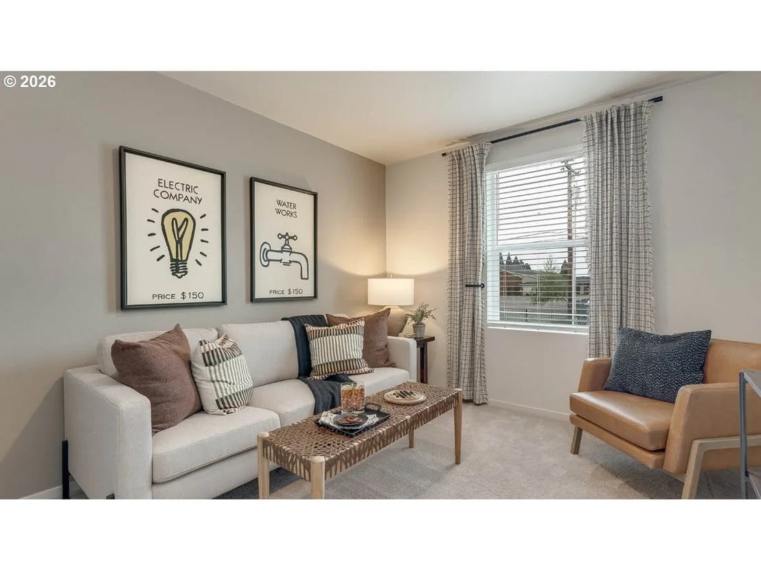 Photo of 443 Pietro ST NE