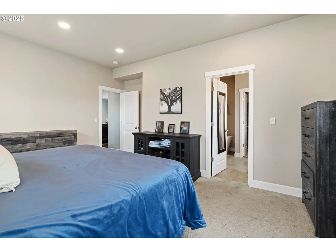 Photo of 280 NW DOUBLE EAGLE AVE
