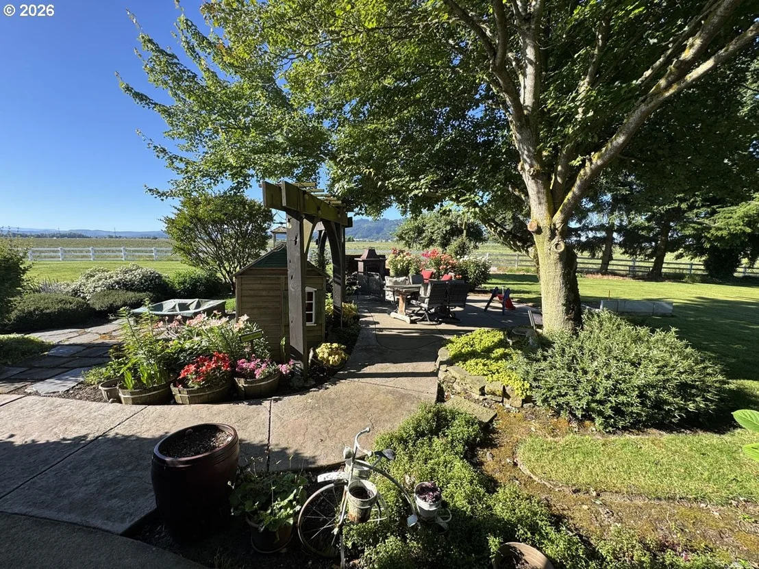 Photo of 33174 LANGMACK RD