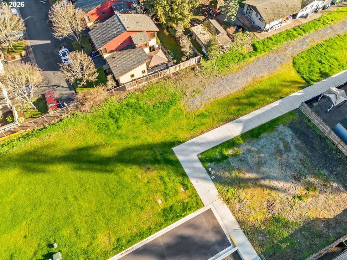 Photo of Unit LOT3 at Piper LN