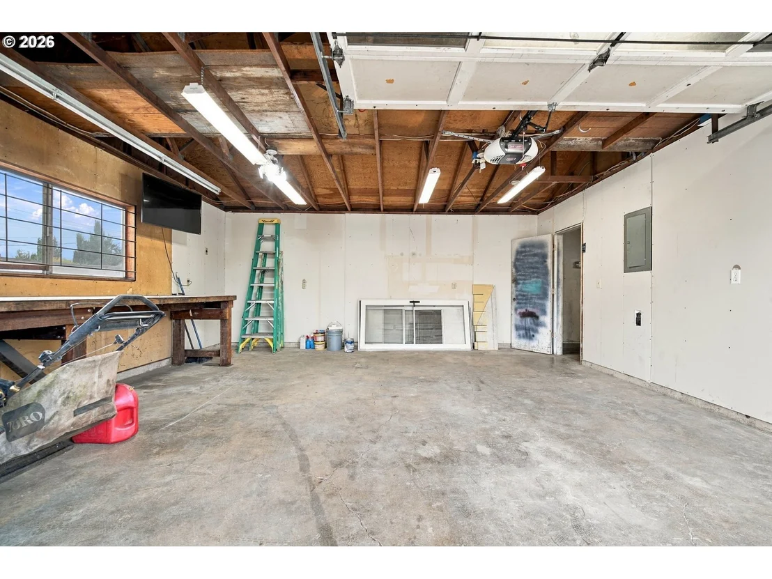 Photo of 352 W M ST