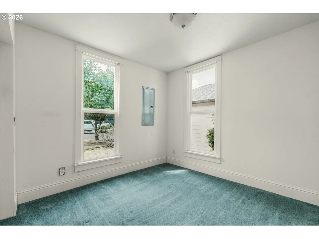 Photo of 482 S 4TH ST