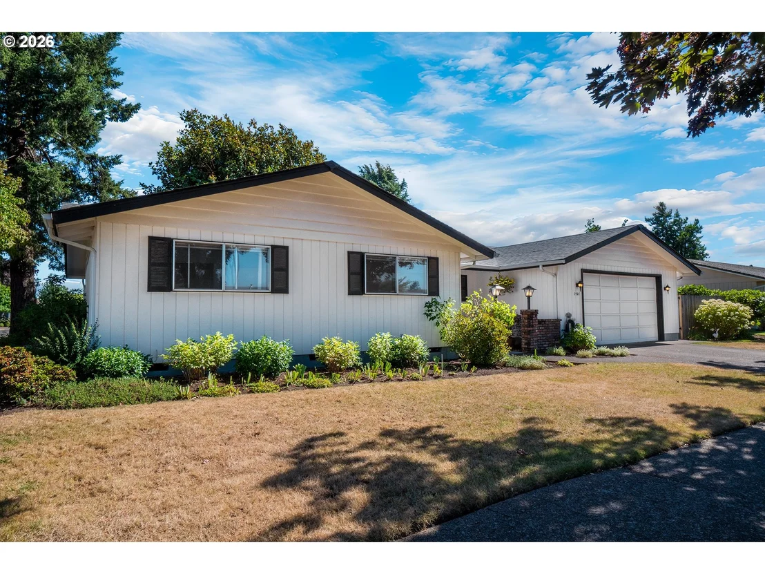 Photo of 1421 Lawnridge AVE