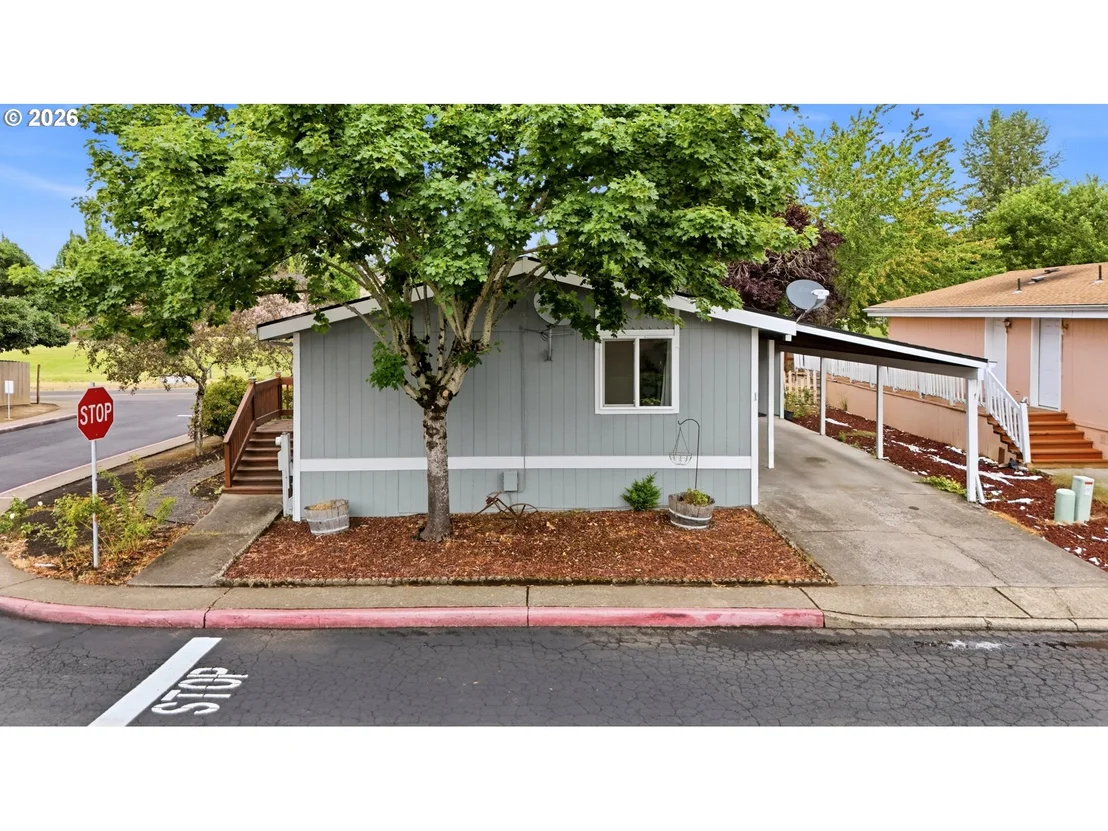 Photo of Unit 1 at 1949 SE Palmquist RD