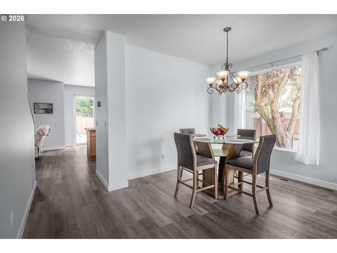 Photo of 1191 HEATHMAN DR