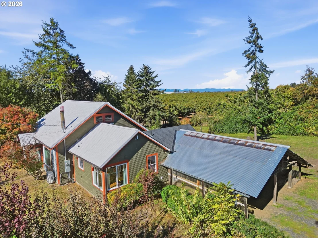 Photo of 32565 BOSTON MILL DR