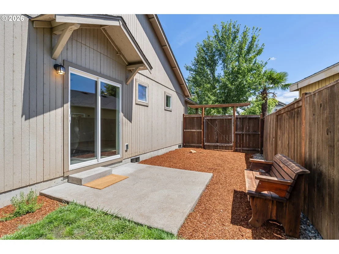 Photo of 1141 RIVERFRONT WAY