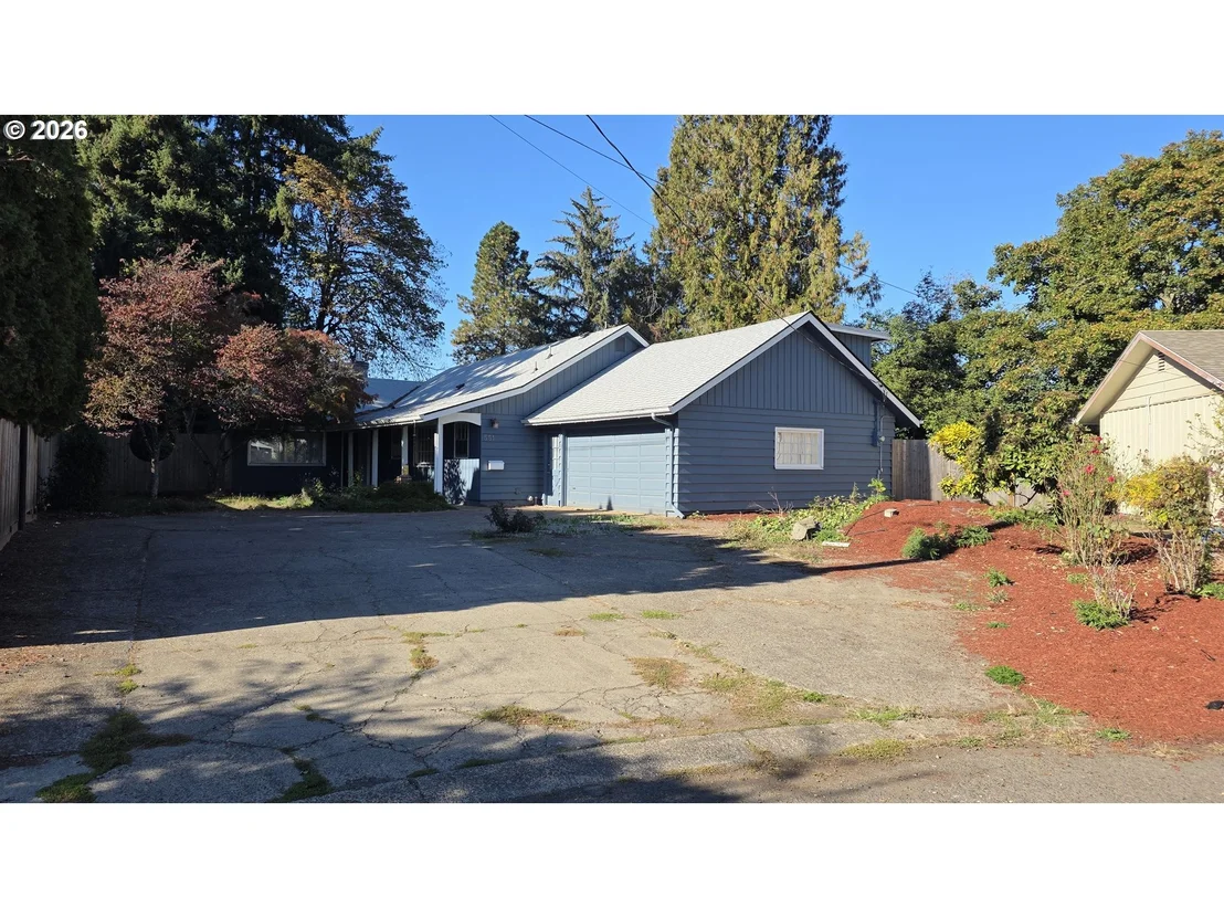 Photo of 551 SHIRE CT