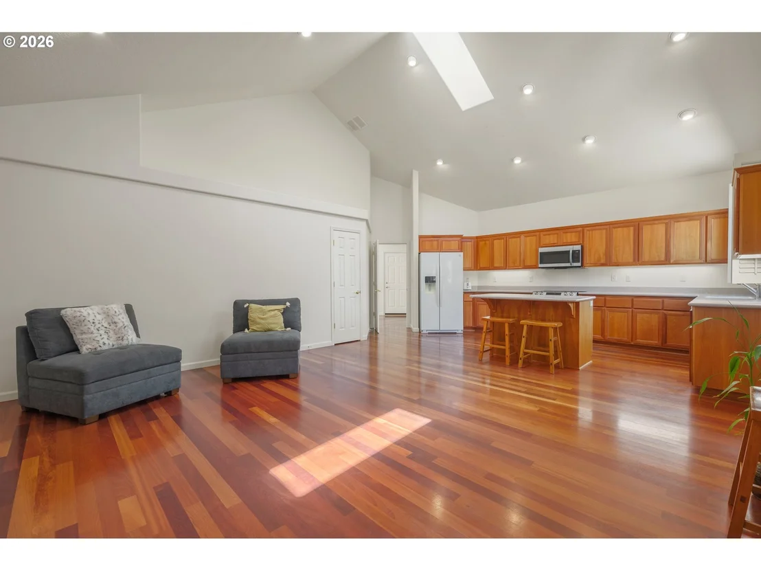 Photo of 4168 TORRINGTON AVE