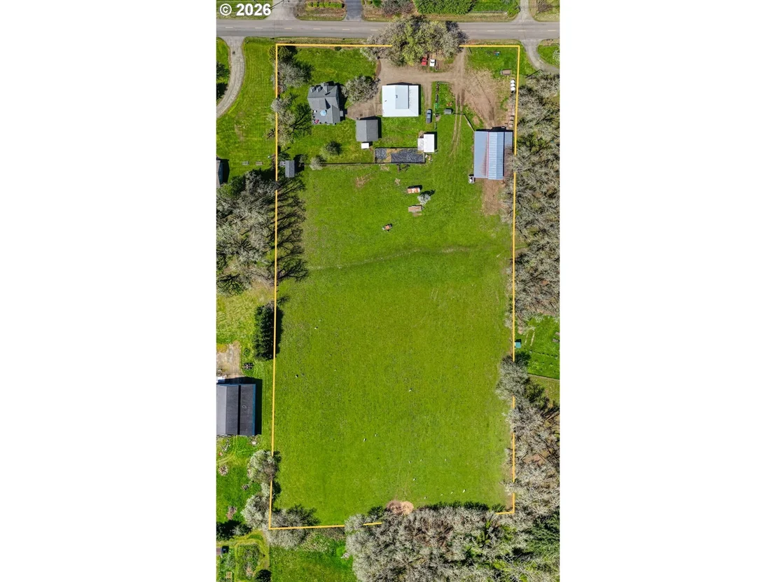 Photo of 78659 SEARS RD