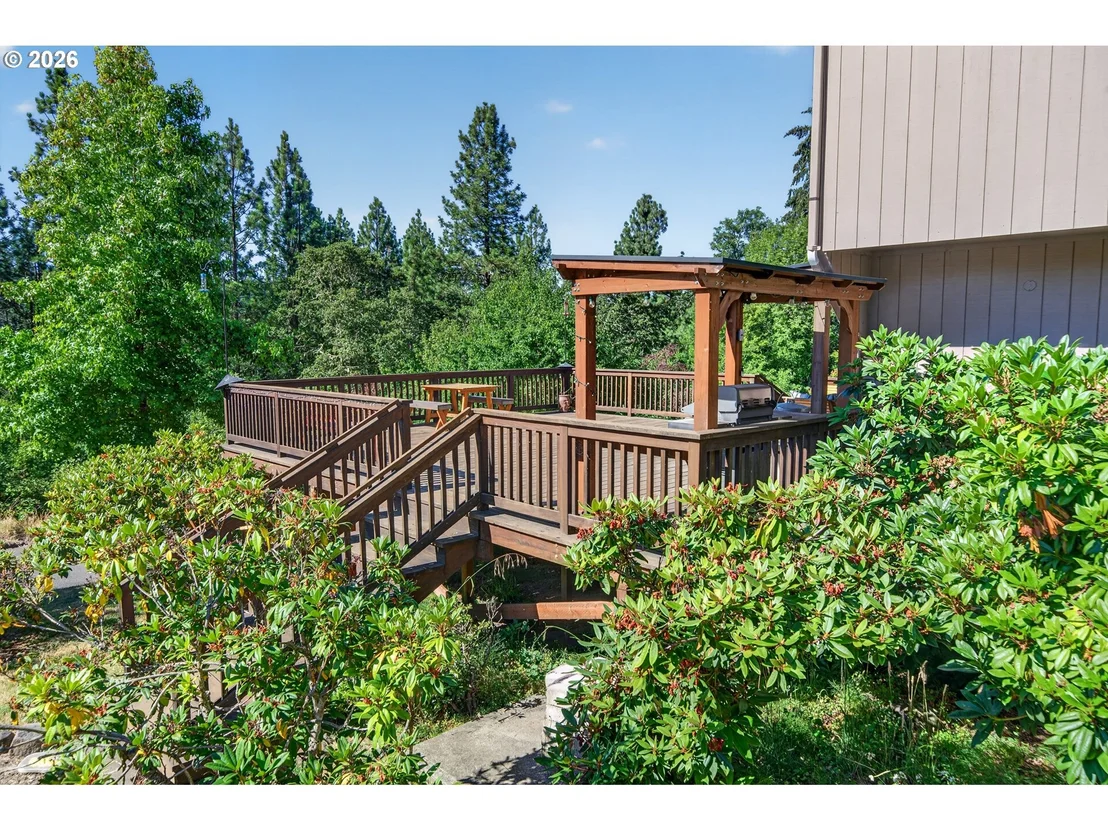 Photo of 207 W 52ND AVE