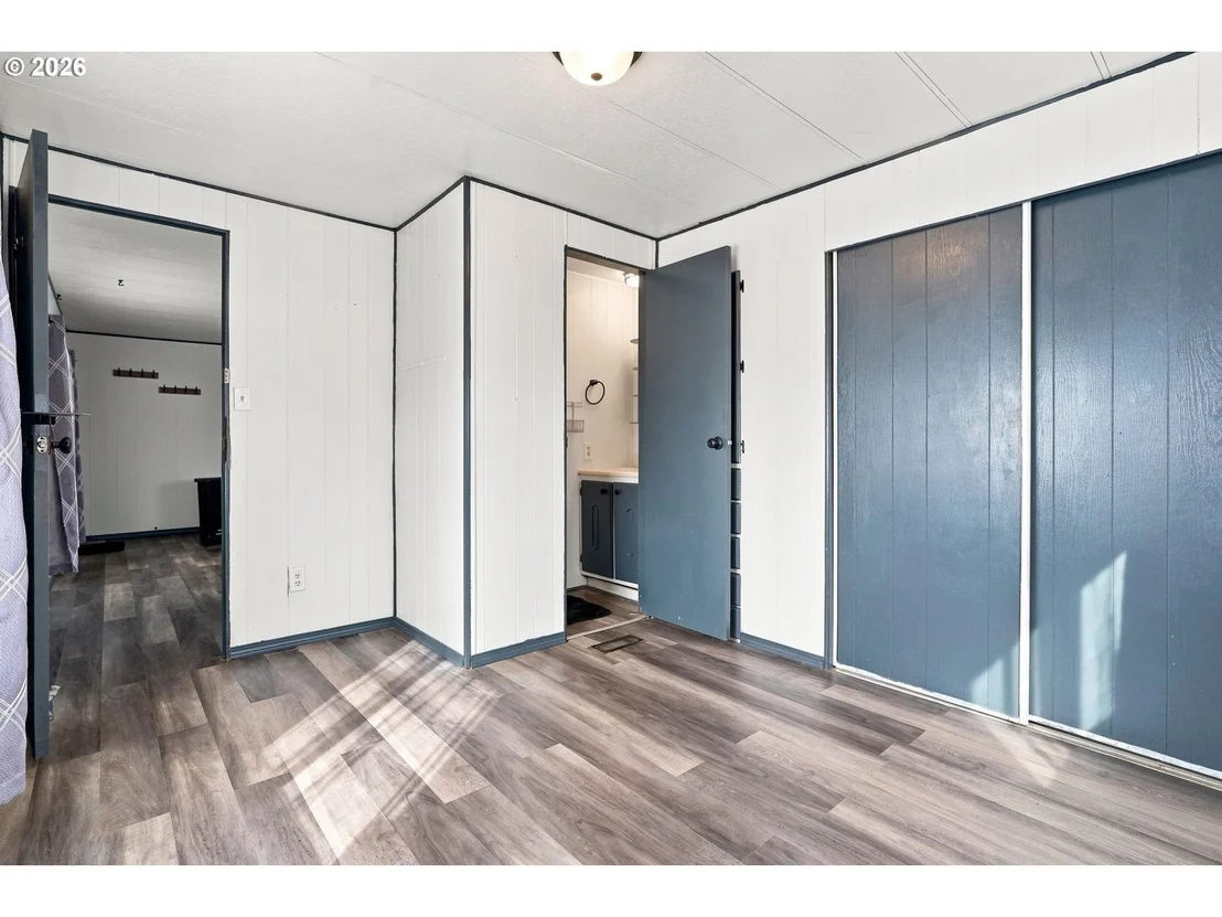Photo of Unit 12 at 3998 FRANKLIN BLVD