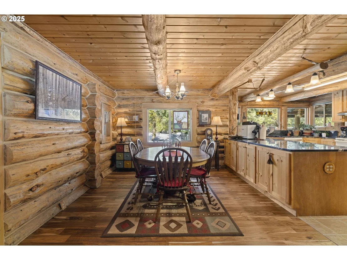 Photo of 140643 KAMLOOP LN