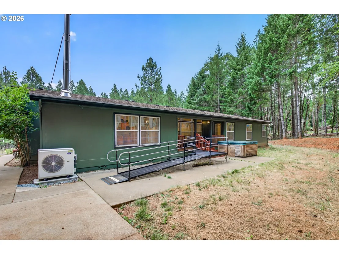 Photo of 530 INGALLS LN