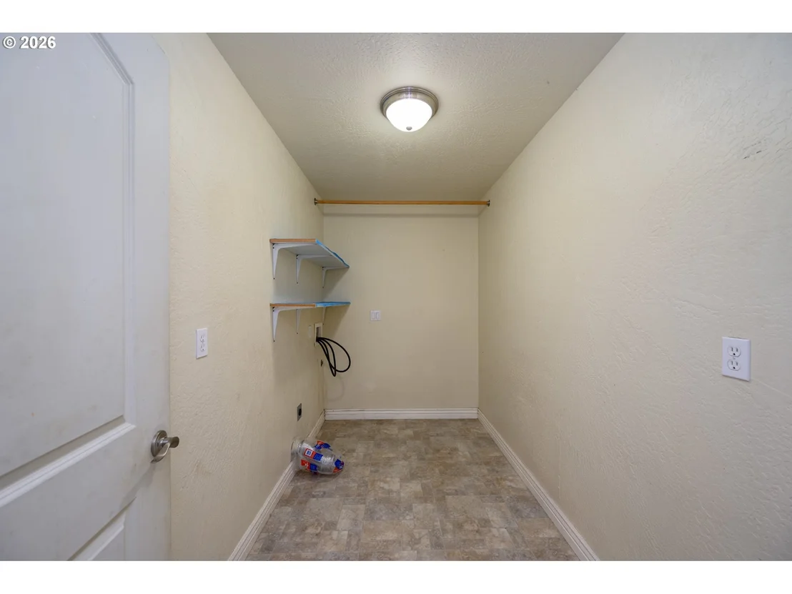 Photo of 356 SETHER AVE