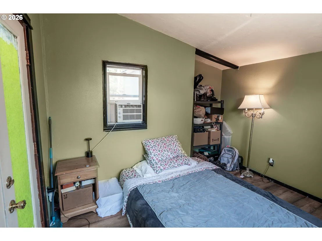 Photo of 60 E 30TH AVE